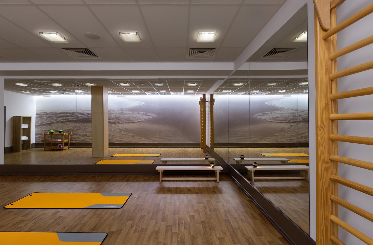 Superior Golf And Spa Resort Kharkiv Bagian luar foto