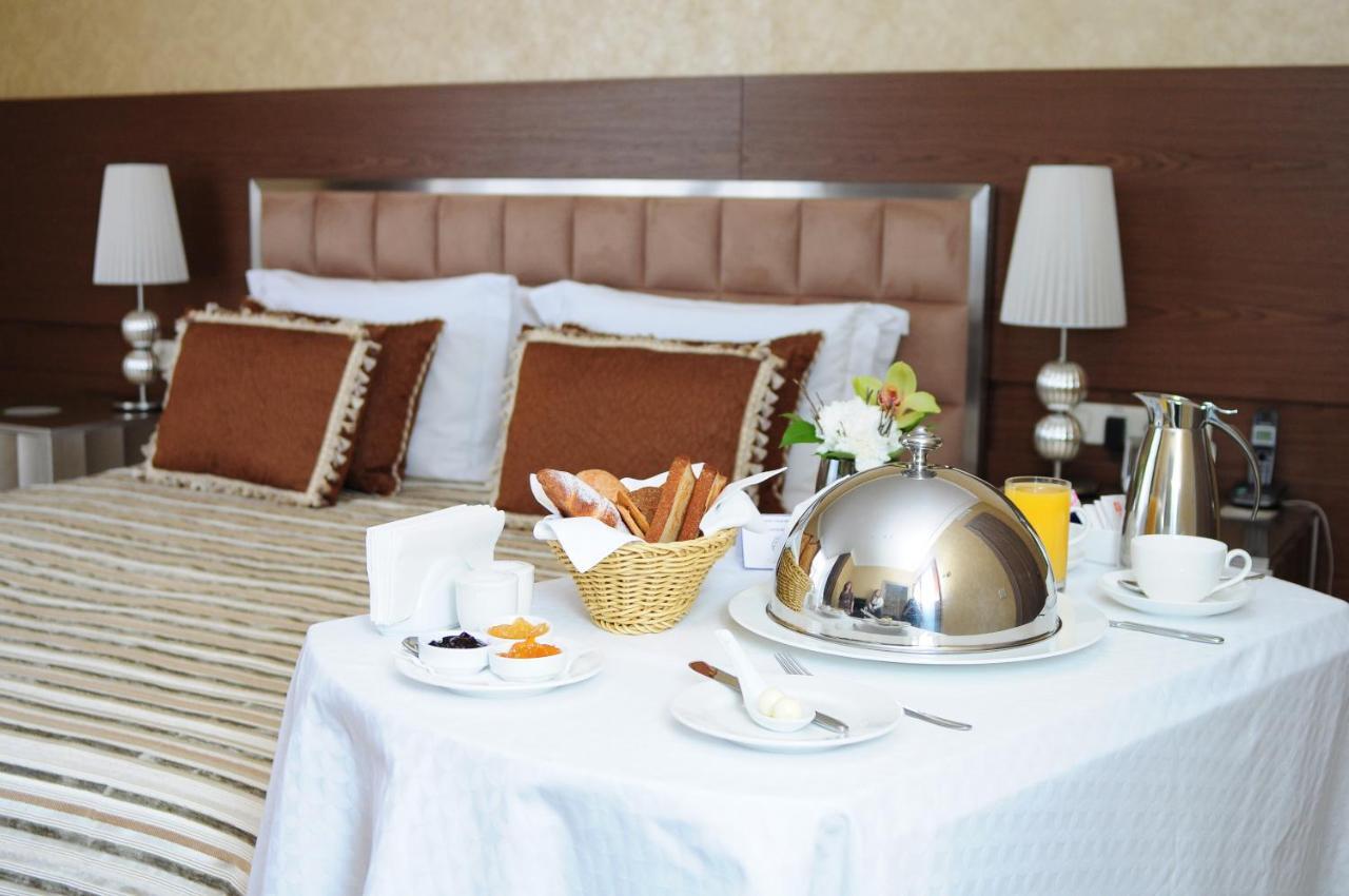 Superior Golf And Spa Resort Kharkiv Ruang foto